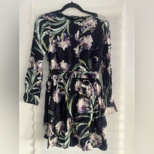 🖤💜🪻💟Club Monaco Black Floral Iris Dress with Slip size 2